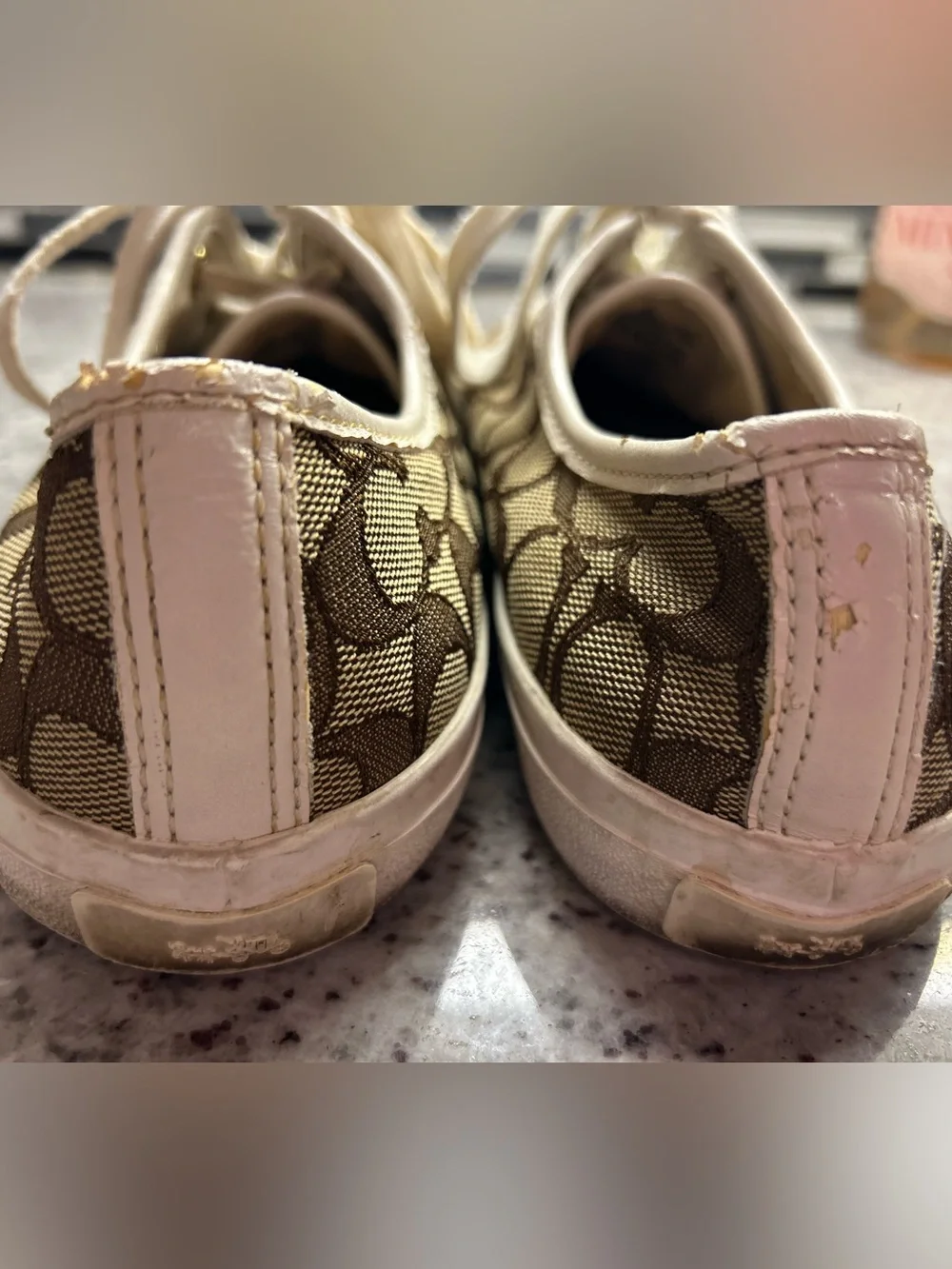 Coach Empire Beige Signature Canvas Lace-Up Sneakers size 9.5